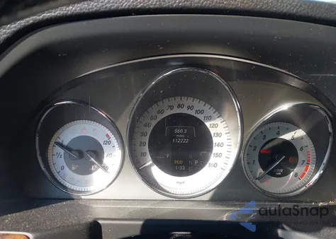 2014 Mercedes-Benz Glk 350 4Matic z USA, uszkodzony, nr VIN WDCGG8JB5EG331271